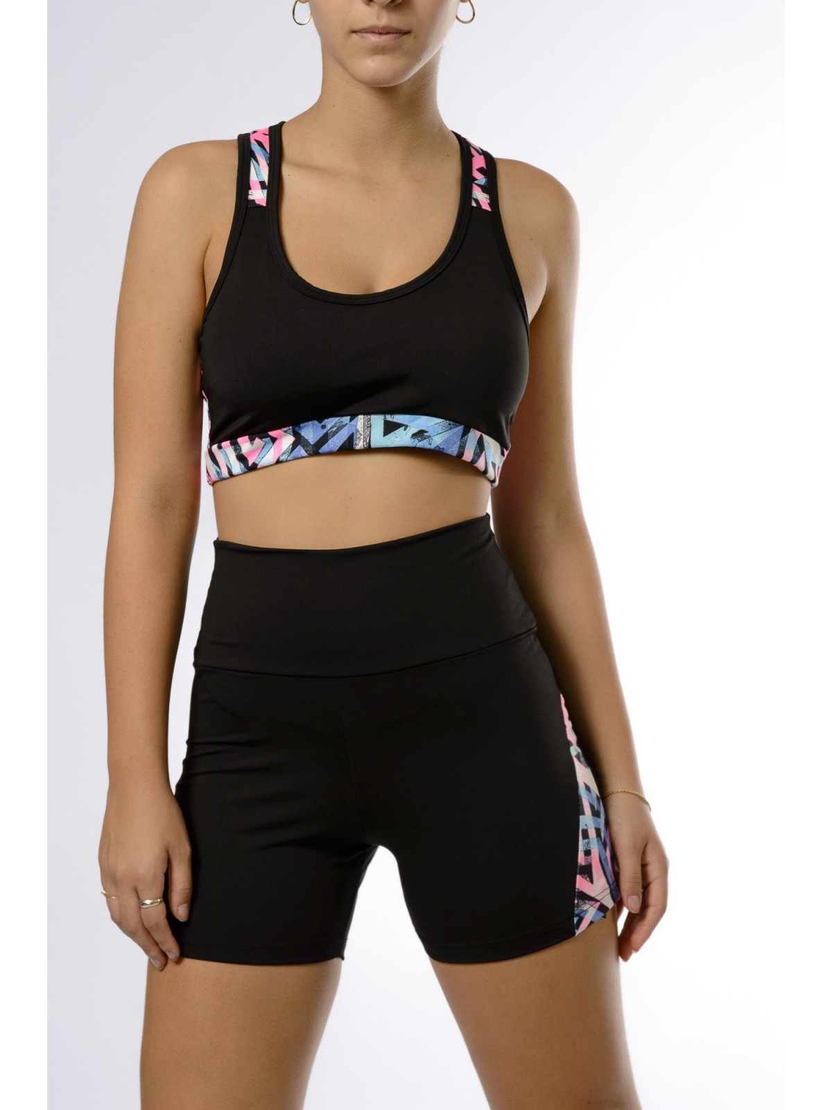 TOP SUPLEX PRETO COM RECORTE 4019-2